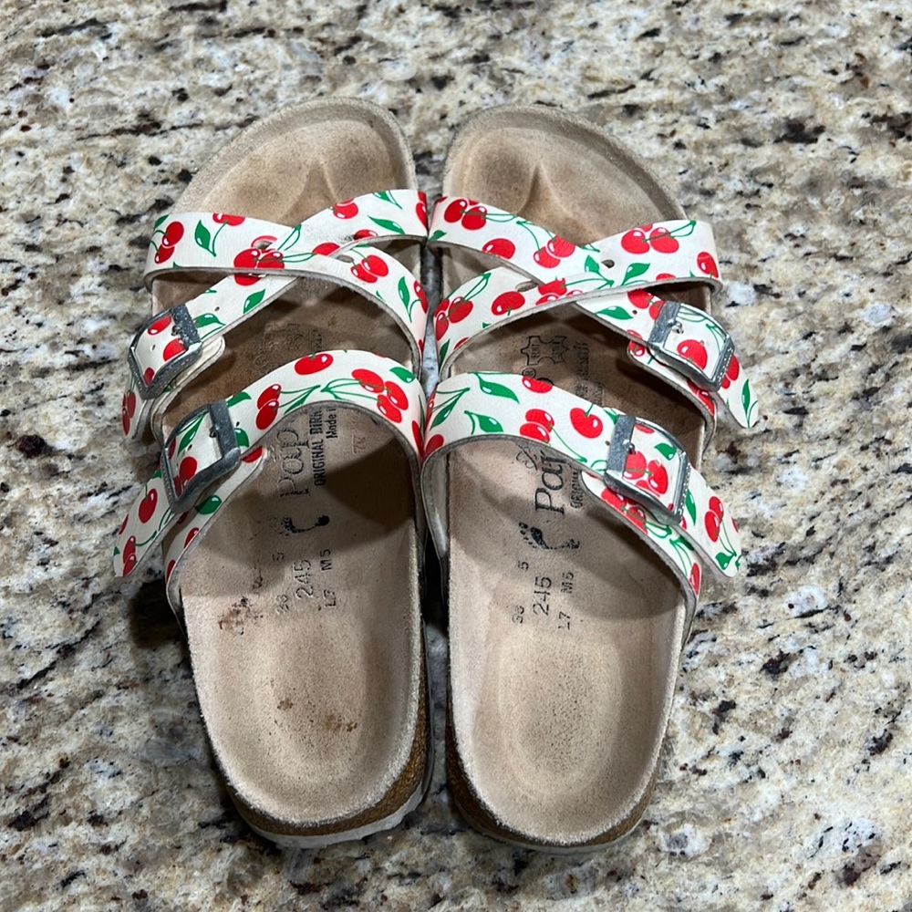 Cherry print vintage Birkenstock